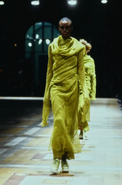 Look 32